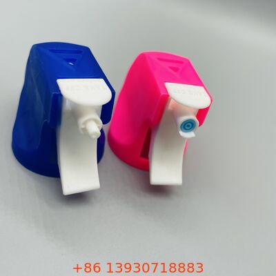 एरोसोल कैन के लिए एरोसोल स्प्रे गन थकान कम करने वाला ट्रिगर डिज़ाइन