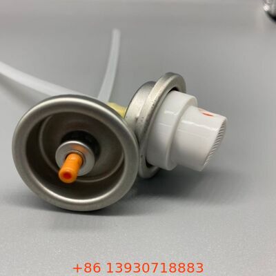 कालीन और सीट की देखभाल के लिए हेवी ड्यूटी फोम क्लीनर वाल्व विथ क्लीनिंग ब्रश कैप