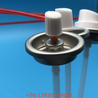 कार्बोरेटर क्लीनर एरोसोल वाल्व सफाई विलायक की एक उच्च दबाव केंद्रित धारा प्रदान करता है