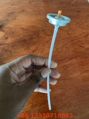 FrostJet दो छेद वाला हिम स्प्रे वाल्व और एक्चुएटर, तत्काल शीतकालीन प्रभाव, नकली बर्फ के लिए उच्च-आउटपुट नोजल