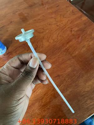 रिसाव-प्रूफ 4-छेद स्नो एरोसोल स्प्रे वाल्व और एक्चुएटर भारी शुल्क शीतकालीन प्रभाव नोजल सजावटी स्प्रे के लिए