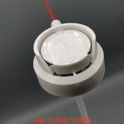 तेल और रखरखाव स्प्रे कैन में प्रवेश के लिए एरोसोल WD-40 स्नेहक वाल्व