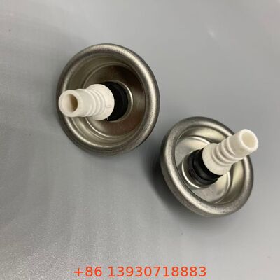 उच्च घनत्व वाले फोम के लिए लंबे स्टेम और उच्च-दबाव रेटेड क्लोज-प्रतिरोधी नोजल के साथ पीयू फोम स्प्रे वाल्व